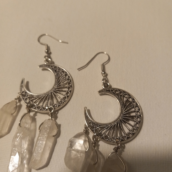๐ crecent moon quartz crystal earings - Picture 9 of 13